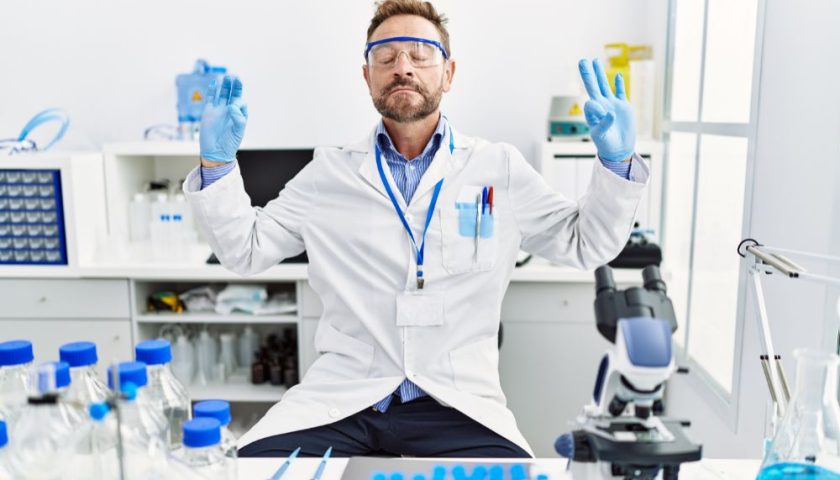 4 Ways To Reduce Employee Stress in the Lab