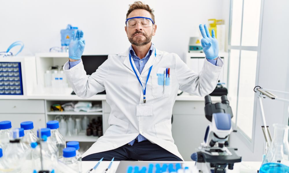 4 Ways To Reduce Employee Stress in the Lab