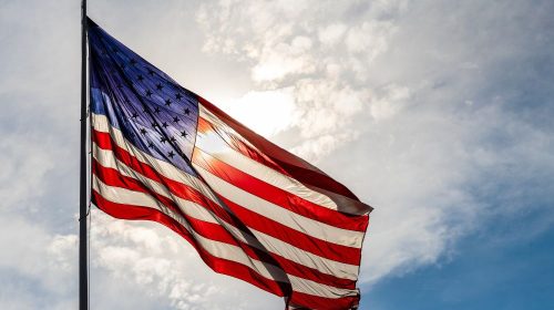 4 Tips for Preventing Damage to Your Flag